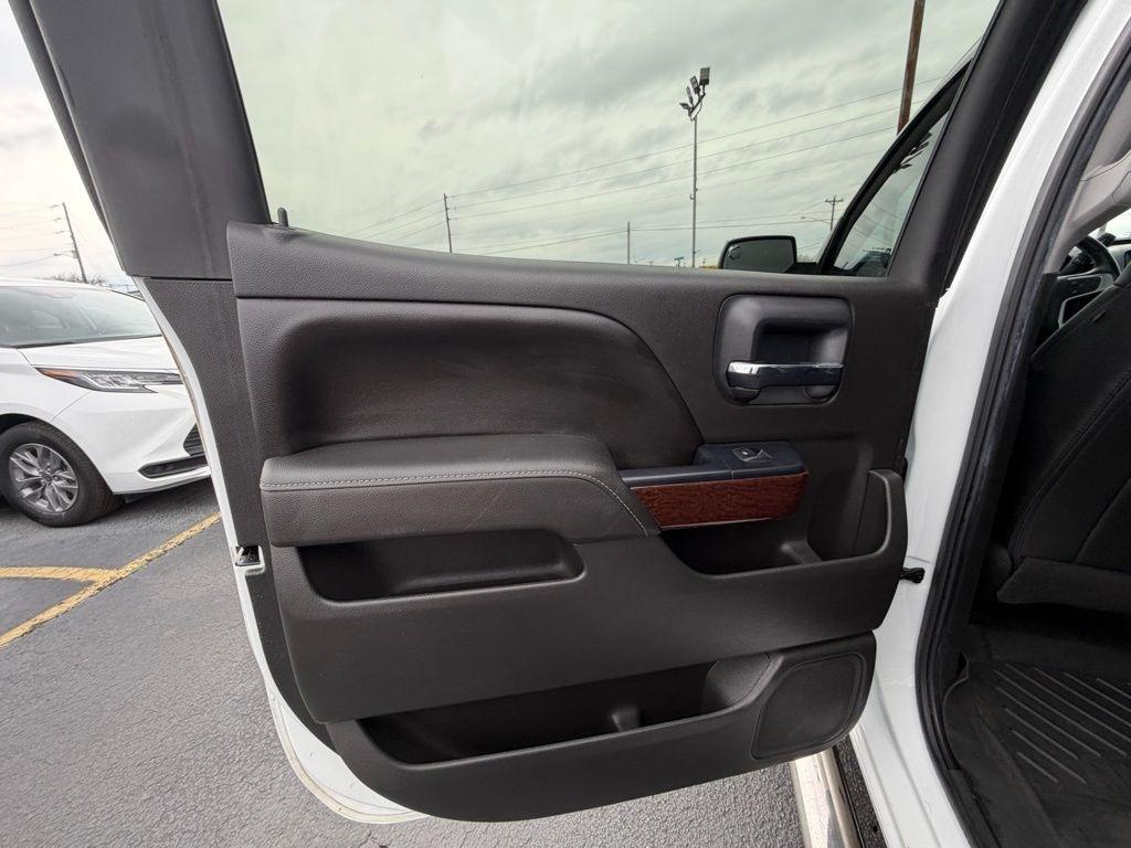 GMC Sierra 1500 SLT Crew Cab Long Box 4WD 2017