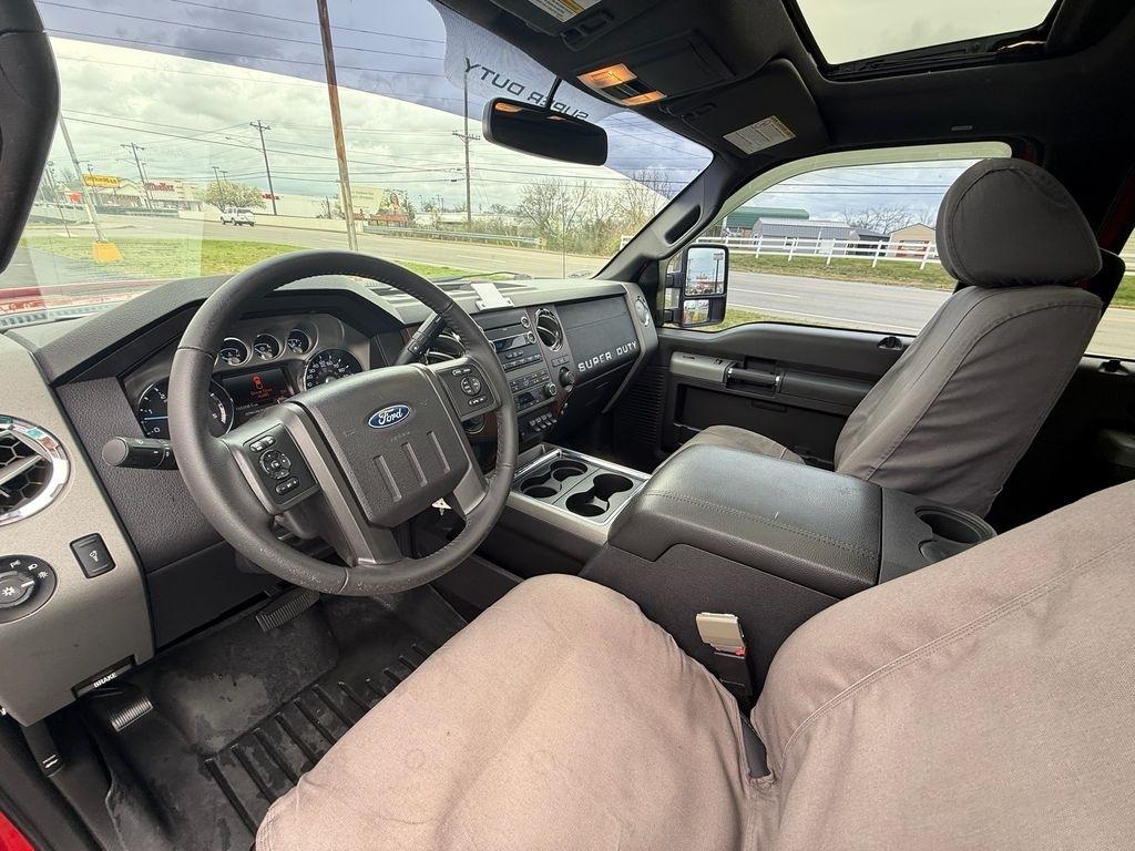 Ford F-350 SD Lariat Crew Cab Long Bed DRW 4WD 2011