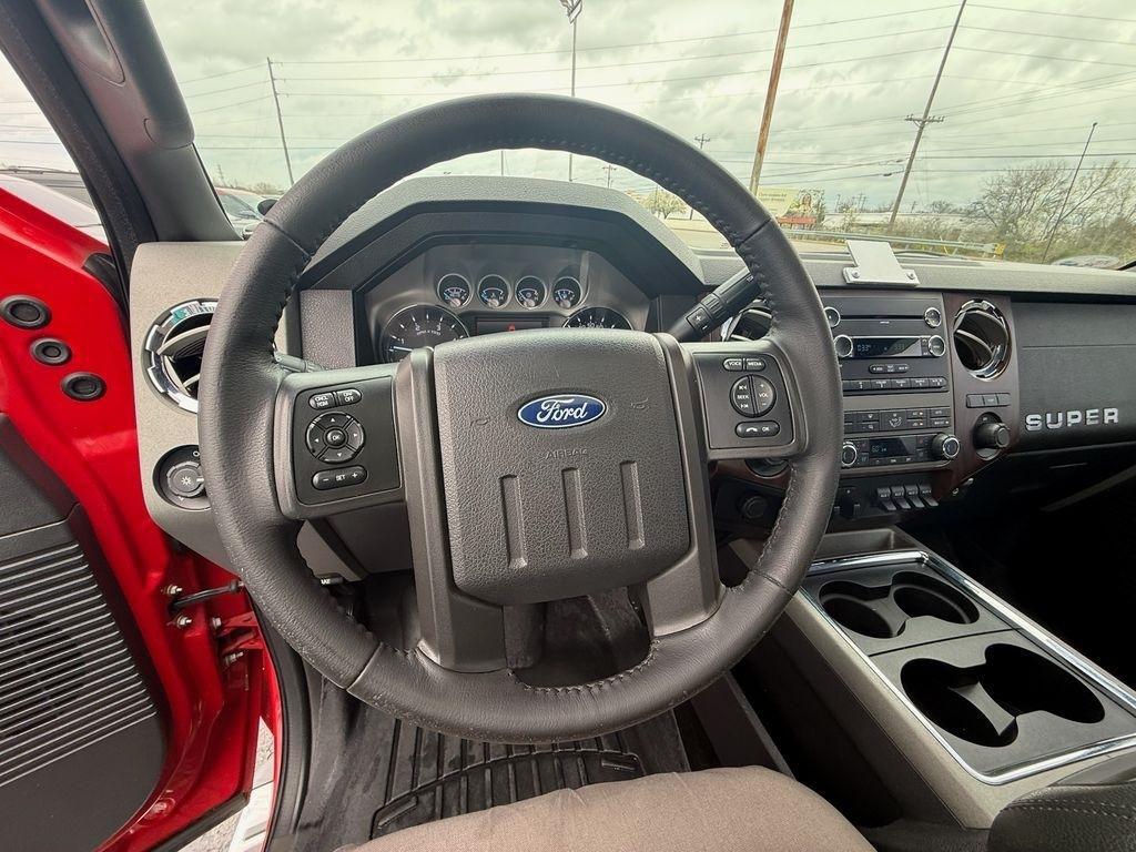 Ford F-350 SD Lariat Crew Cab Long Bed DRW 4WD 2011