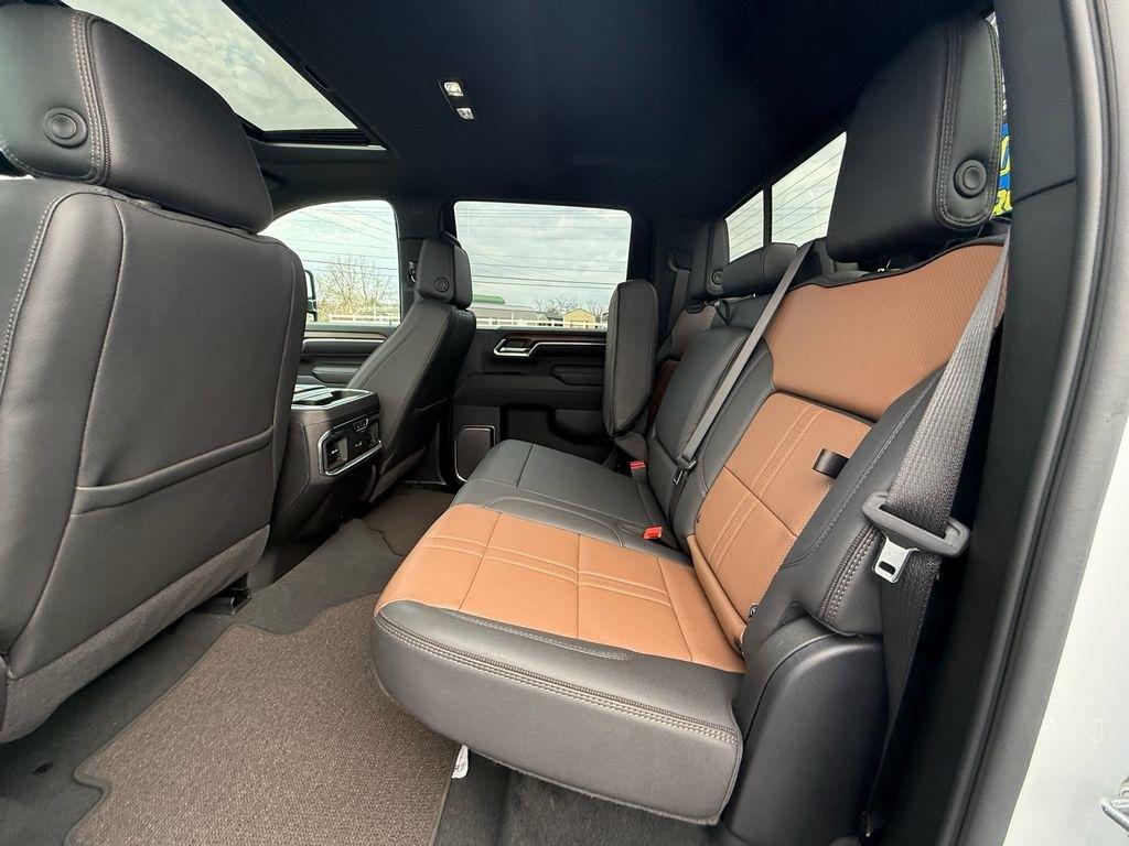 Chevrolet Silverado 2500HD  2025