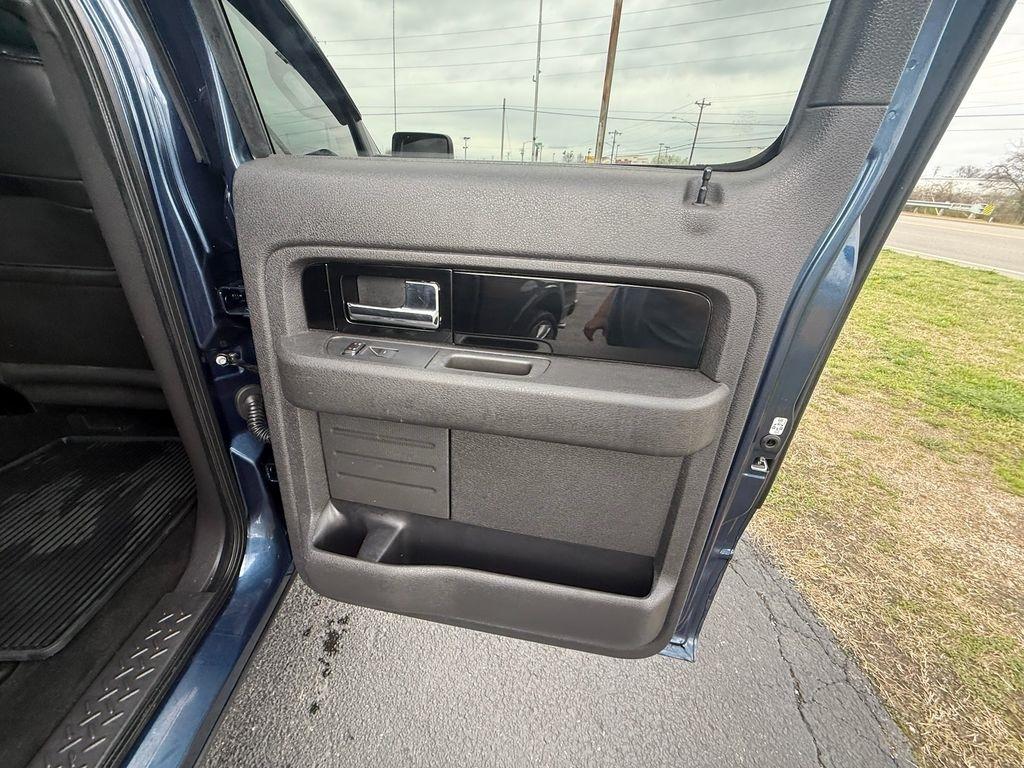 Ford F-150 Lariat SuperCrew 5.5-ft. Bed 2WD 2014