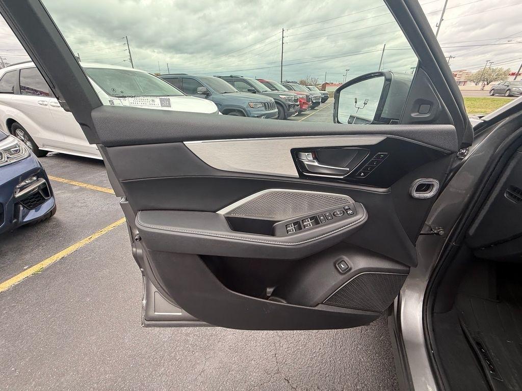 Acura MDX SH-AWD w/Technology Package 2024