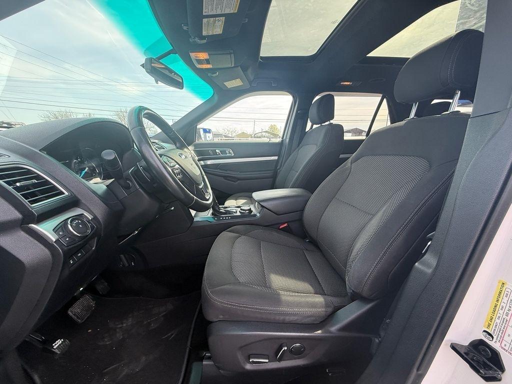 Ford Explorer XLT 4WD 2017