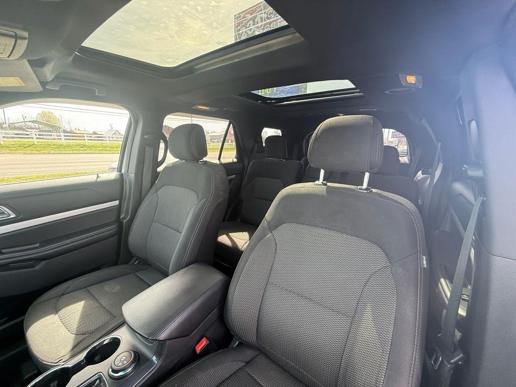 Ford Explorer XLT 4WD 2017