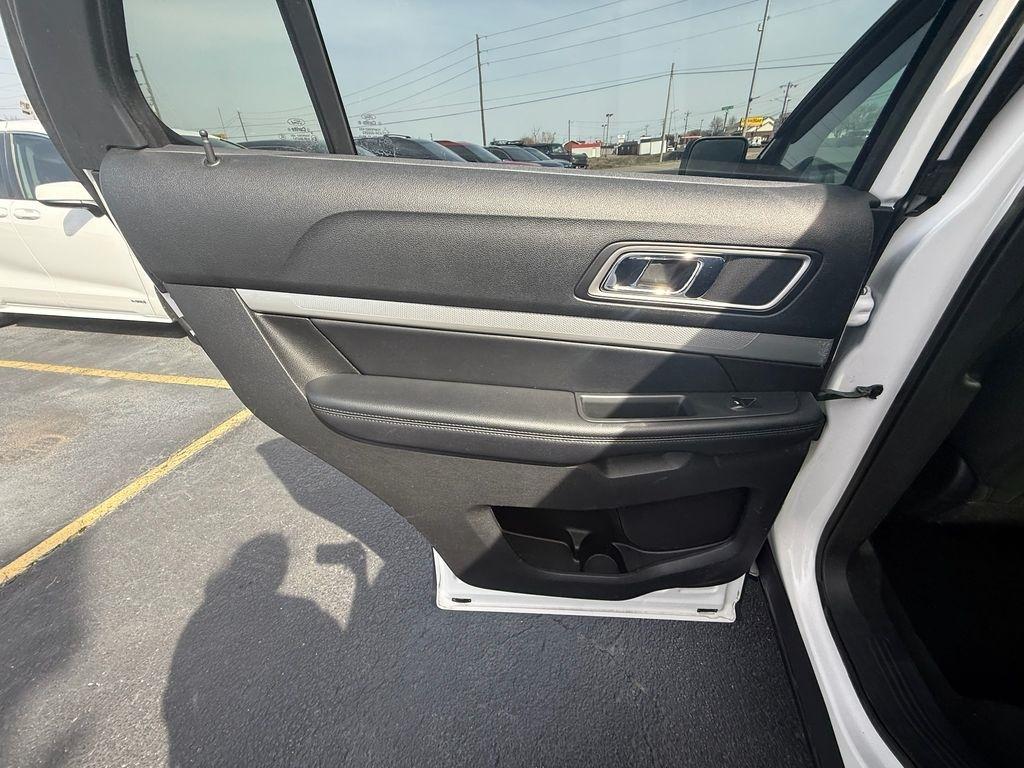 Ford Explorer XLT 4WD 2017