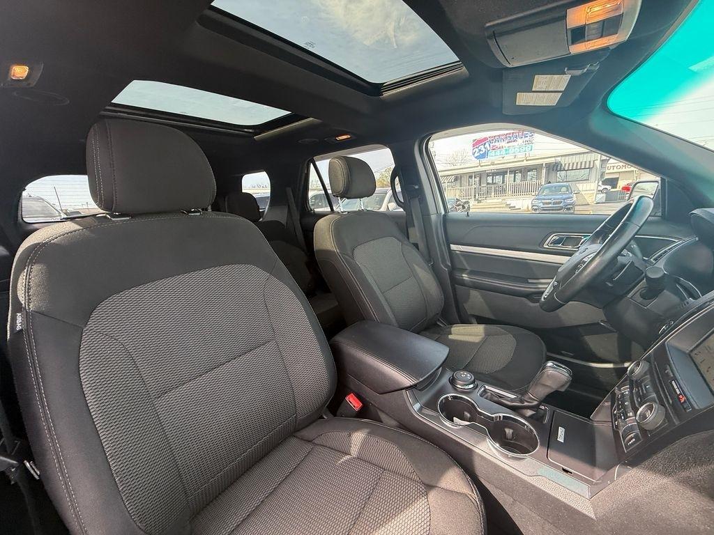 Ford Explorer XLT 4WD 2017