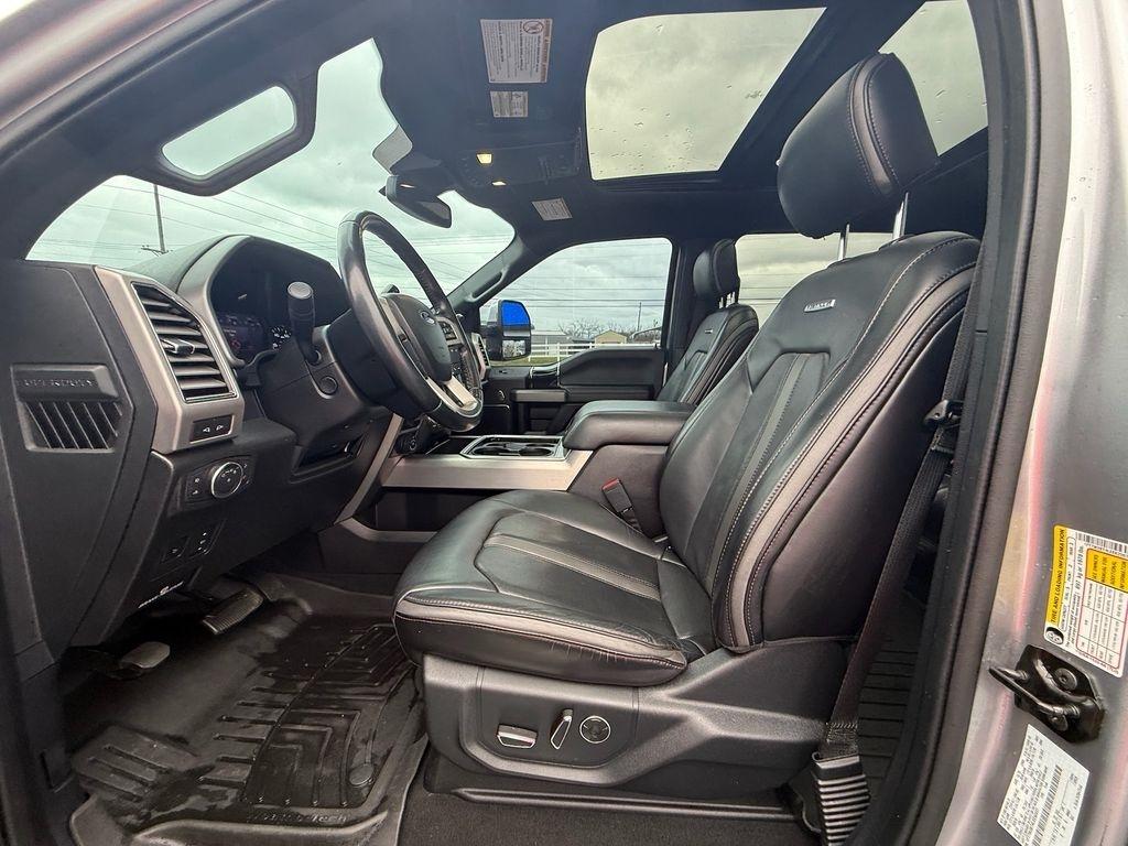 Ford F-250 SD Platinum Crew Cab 4WD 2020