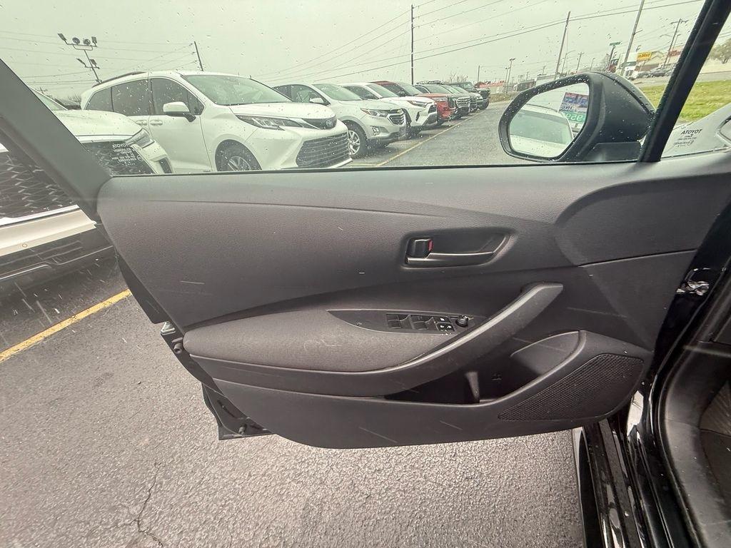 Toyota Corolla LE 2023