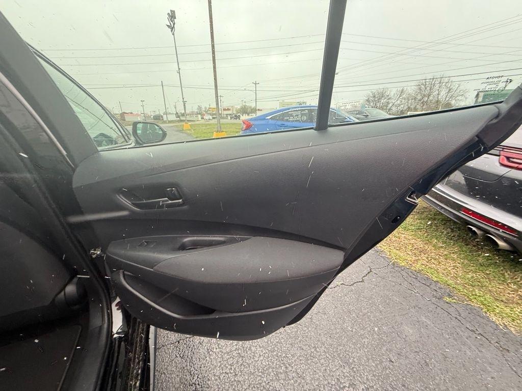 Toyota Corolla LE 2023