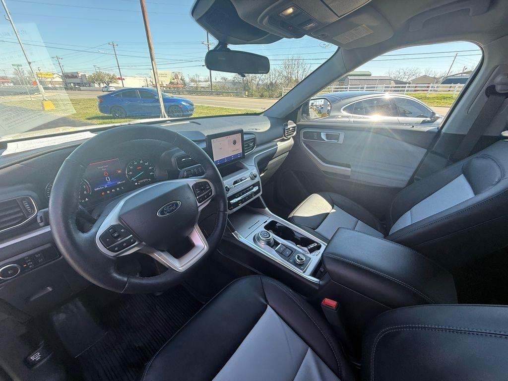 Ford Explorer XLT AWD 2023