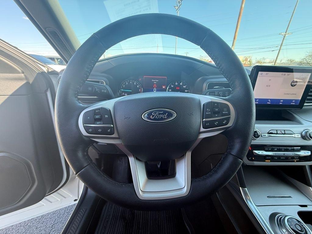 Ford Explorer XLT AWD 2023