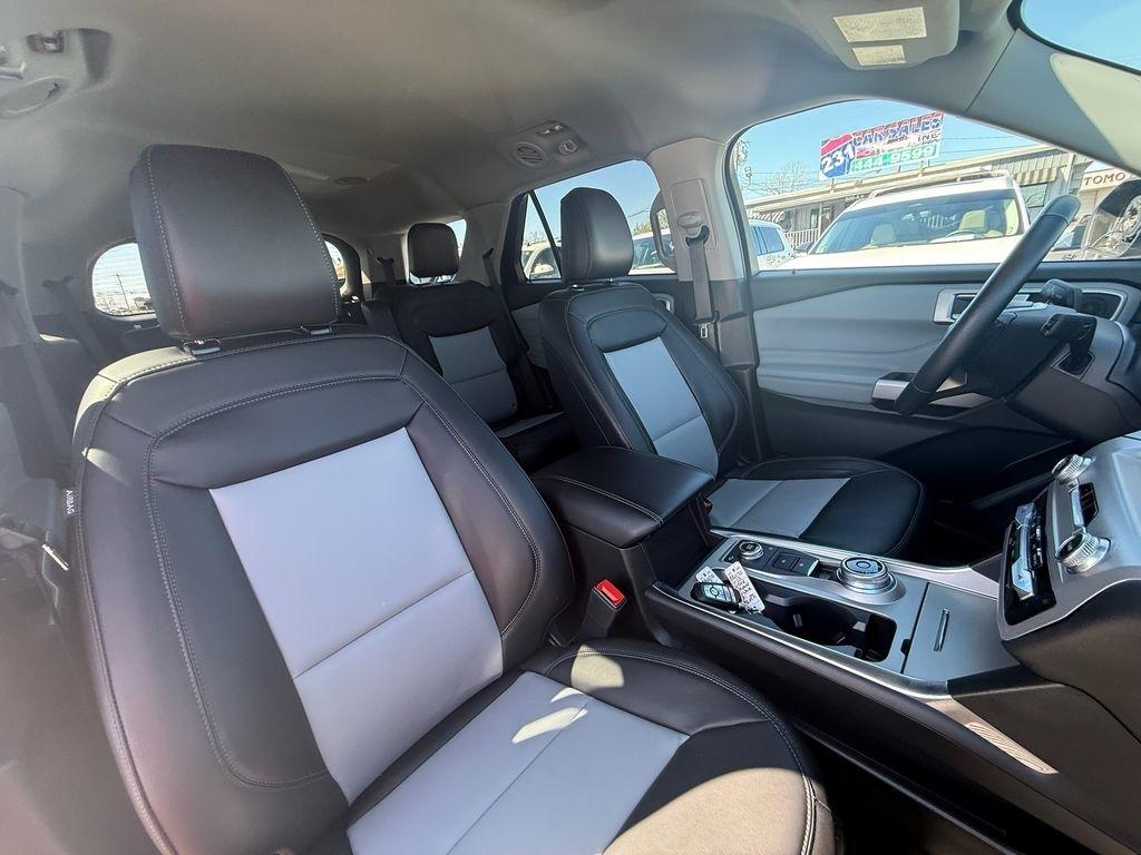 Ford Explorer XLT AWD 2023