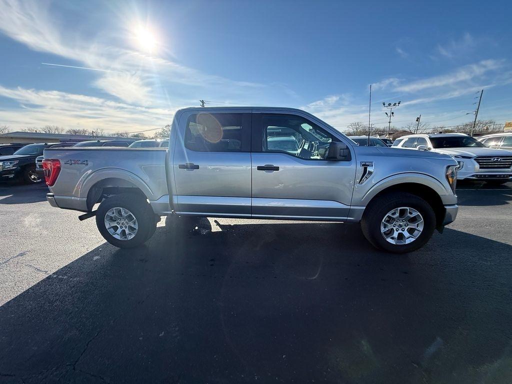Ford F-150 XLT SuperCrew 4WD 2023