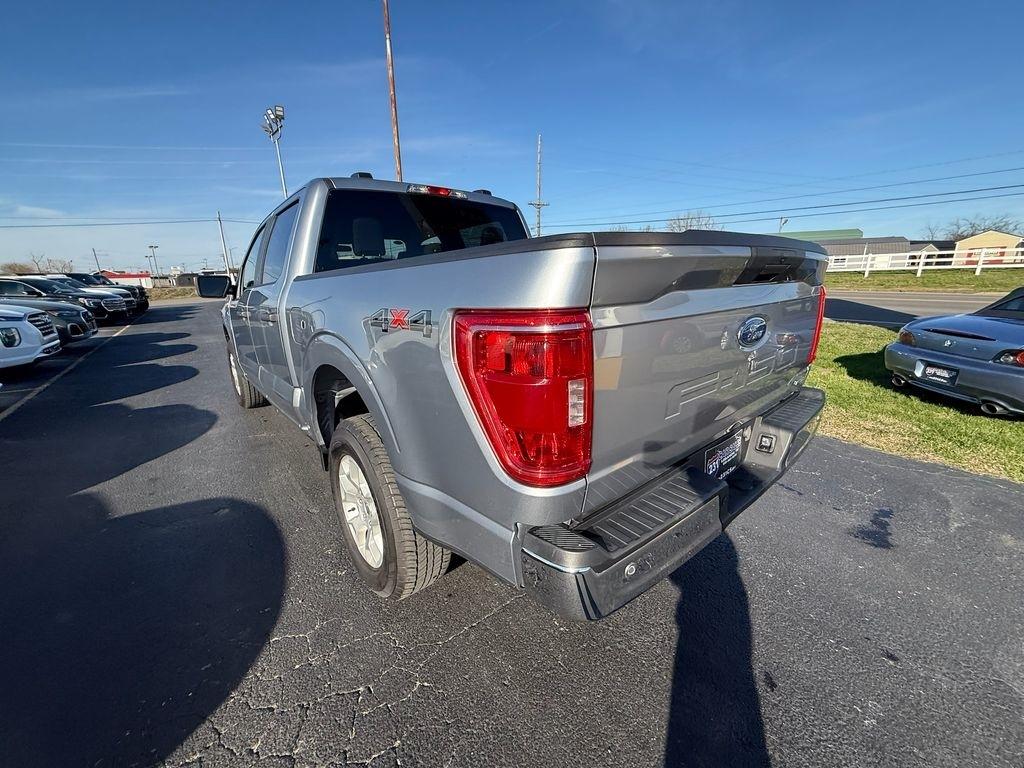 Ford F-150 XLT SuperCrew 4WD 2023