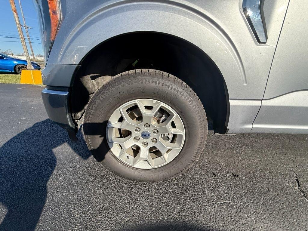 Ford F-150 XLT SuperCrew 4WD 2023