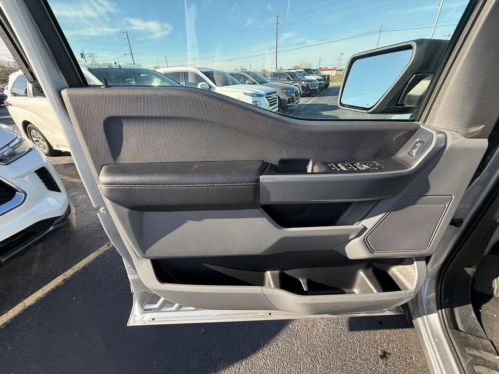 Ford F-150 XLT SuperCrew 4WD 2023