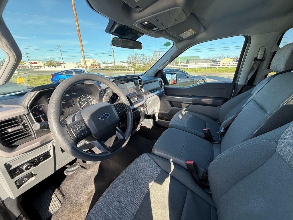 Ford F-150 XLT SuperCrew 4WD 2023