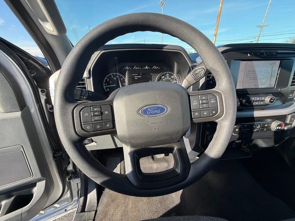Ford F-150 XLT SuperCrew 4WD 2023