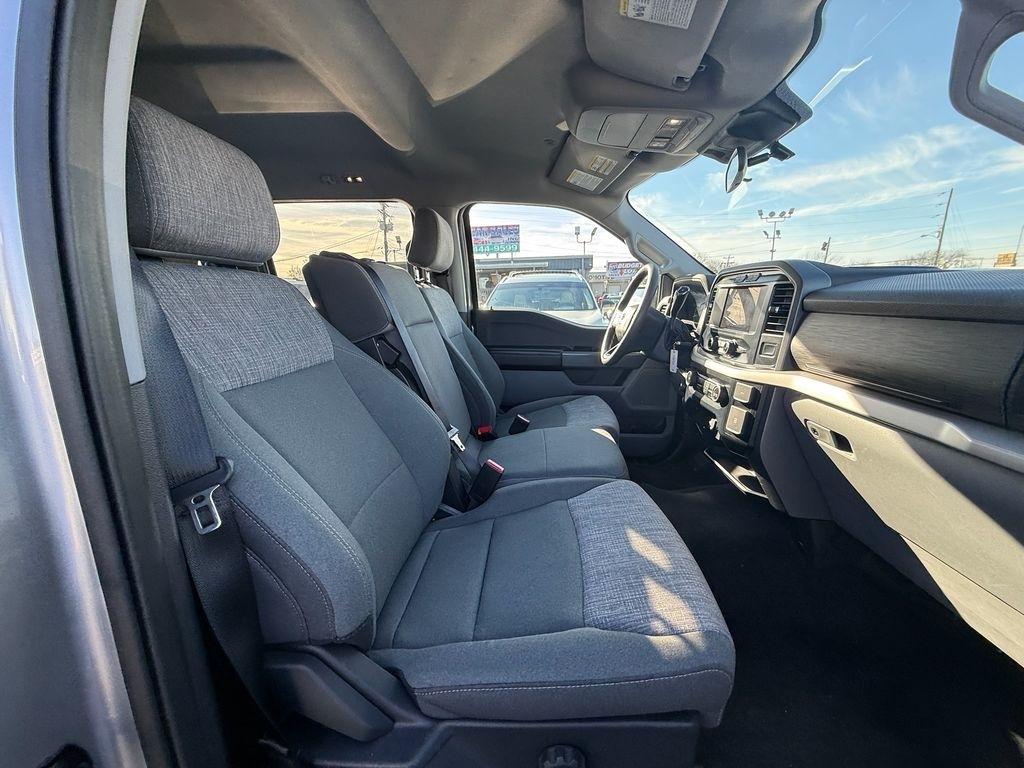 Ford F-150 XLT SuperCrew 4WD 2023