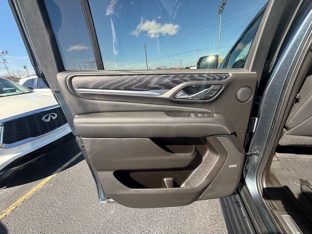 GMC Yukon XL Denali 4WD 2021