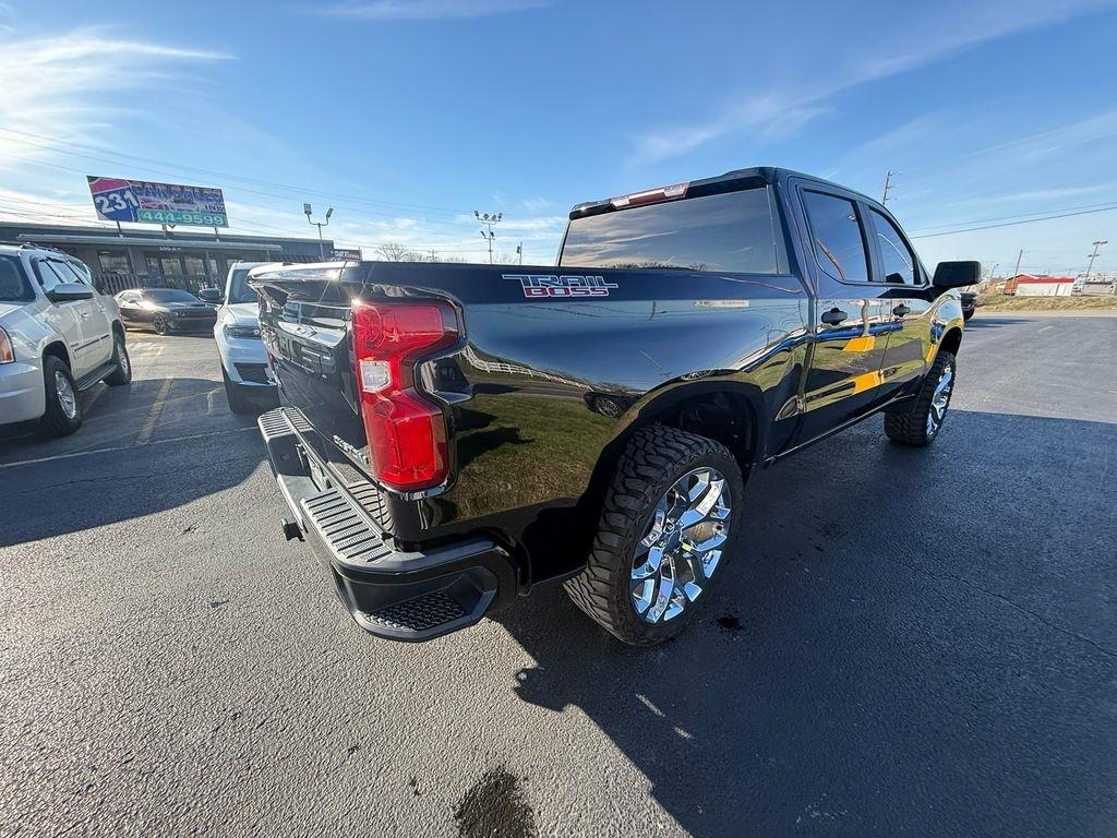 Chevrolet Silverado 1500 Custom Trail Boss Crew Cab Long Box 4WD 2021