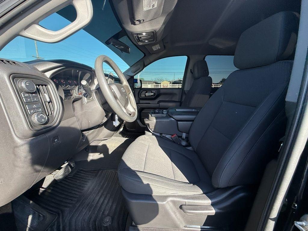 Chevrolet Silverado 1500 Custom Trail Boss Crew Cab Long Box 4WD 2021