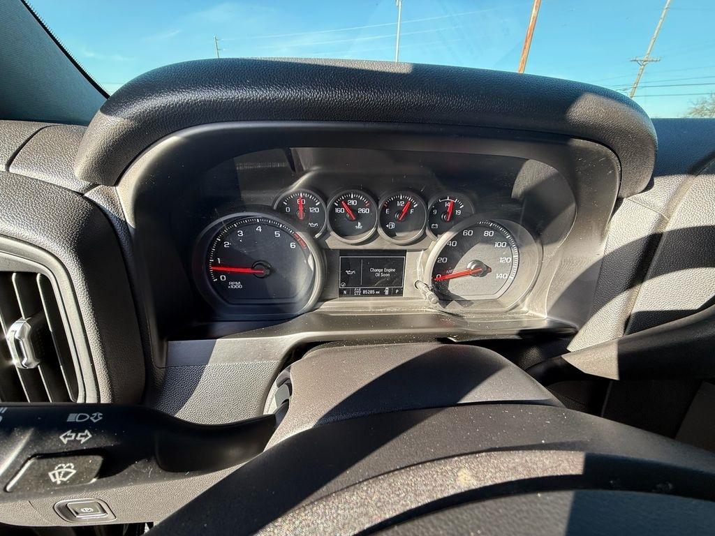 Chevrolet Silverado 1500 Custom Trail Boss Crew Cab Long Box 4WD 2021