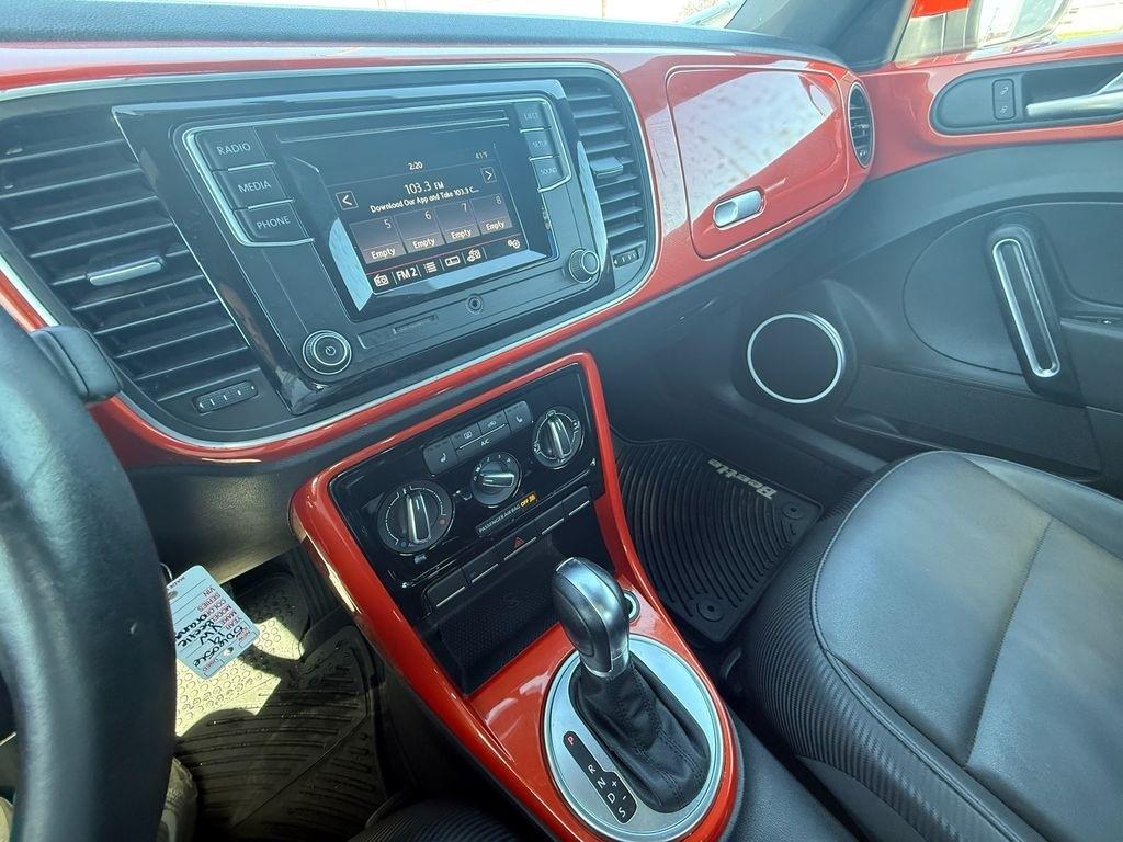 Volkswagen Beetle 2.0T S Convertible 2019