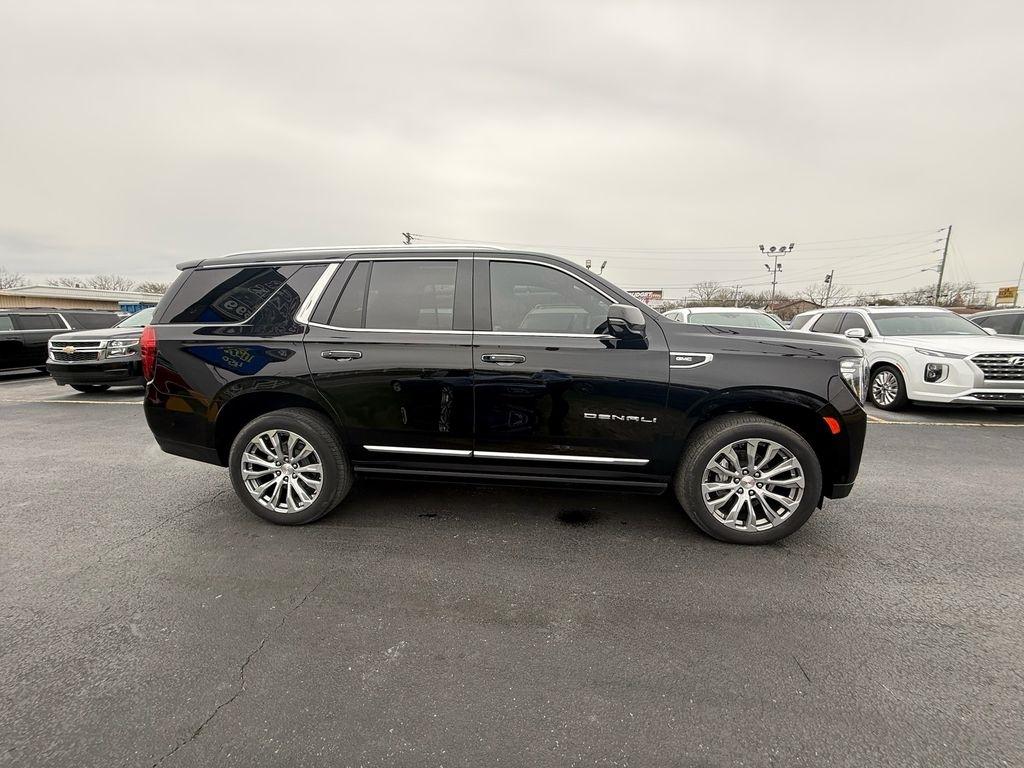 GMC Yukon Denali 4WD 2023