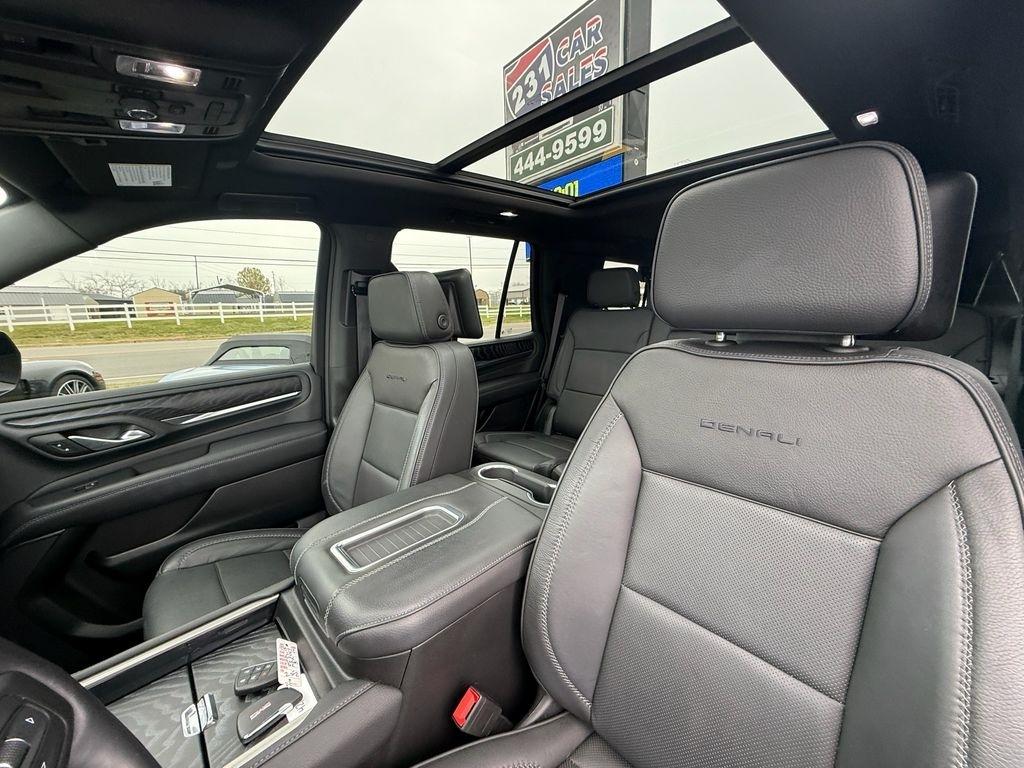 GMC Yukon Denali 4WD 2023