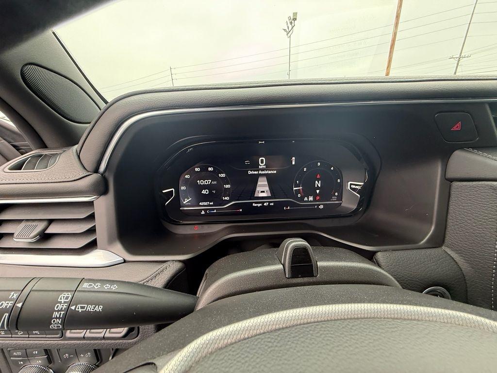 GMC Yukon Denali 4WD 2023