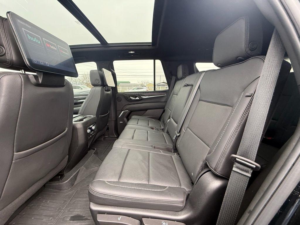 GMC Yukon Denali 4WD 2023