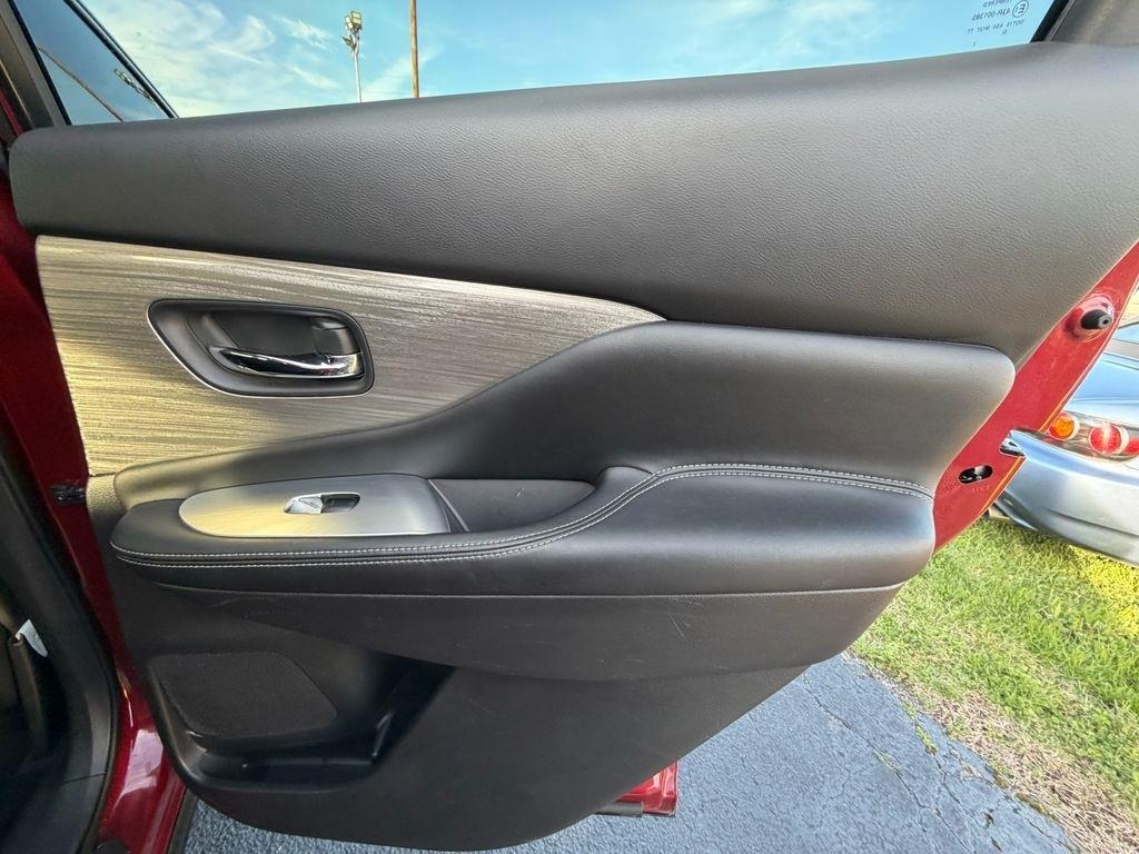 Nissan Murano SV AWD 2018