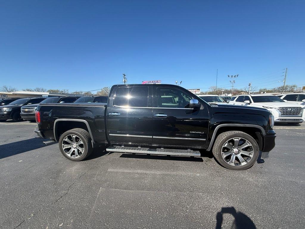 GMC Sierra 1500 Denali Crew Cab Long Box 4WD 2017