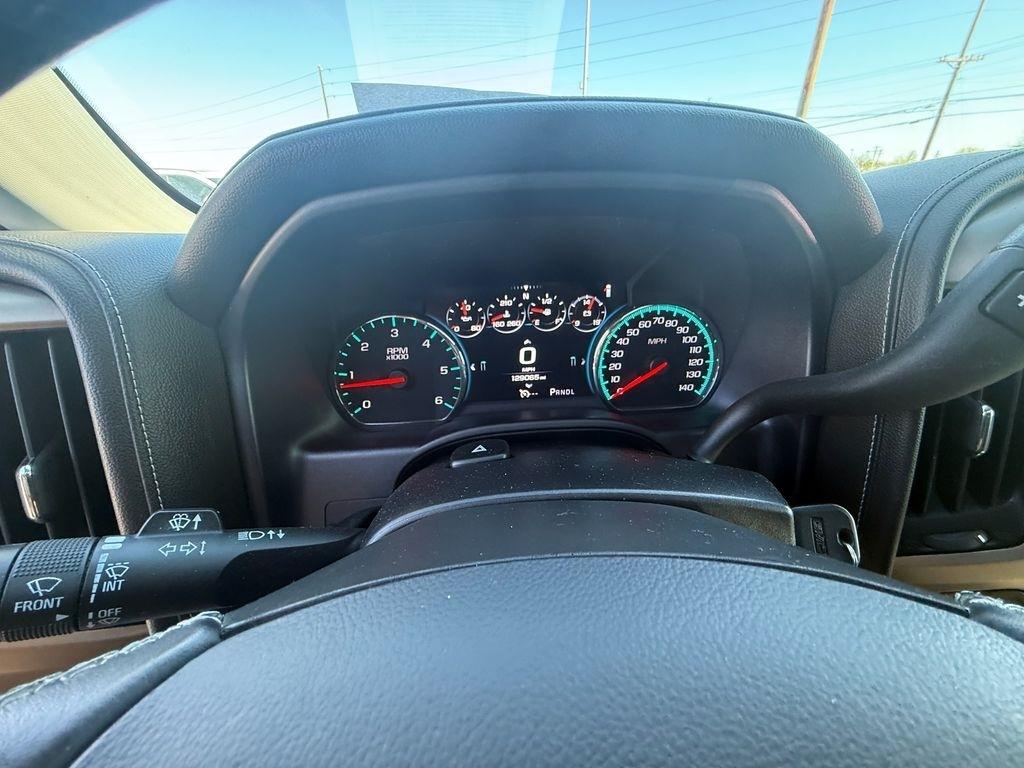 GMC Sierra 1500 Denali Crew Cab Long Box 4WD 2017