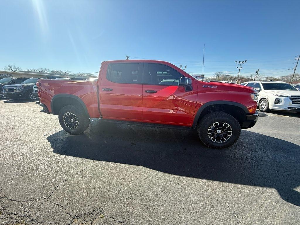 Chevrolet Silverado 1500 ZR2 Crew Cab 4WD 2025