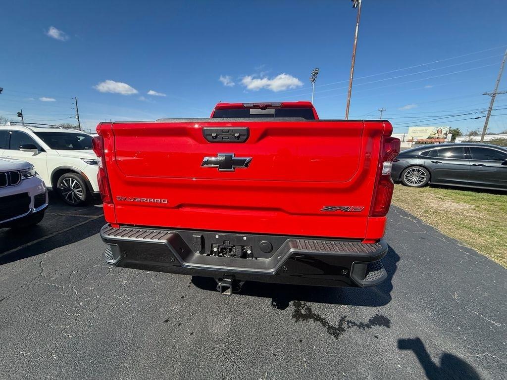 Chevrolet Silverado 1500 ZR2 Crew Cab 4WD 2025