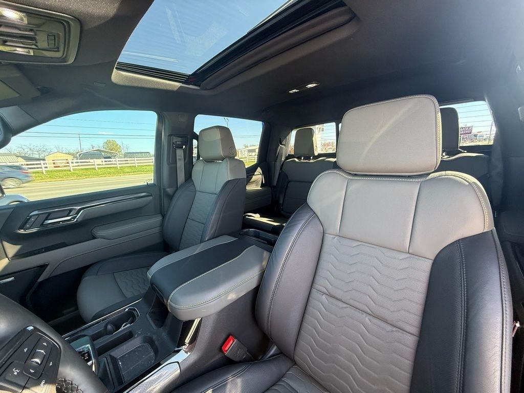 Chevrolet Silverado 1500 ZR2 Crew Cab 4WD 2025