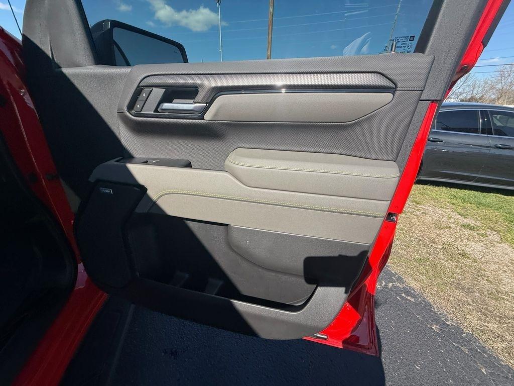 Chevrolet Silverado 1500 ZR2 Crew Cab 4WD 2025