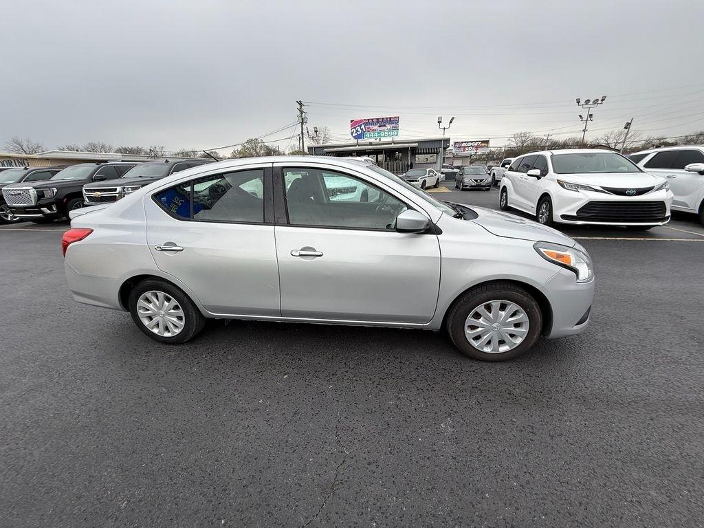 Nissan Versa 1.6 SV Sedan 2017