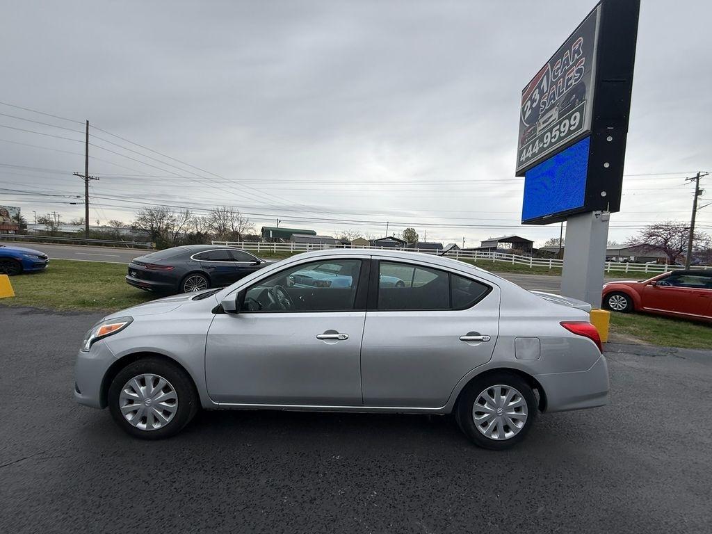 Nissan Versa 1.6 SV Sedan 2017