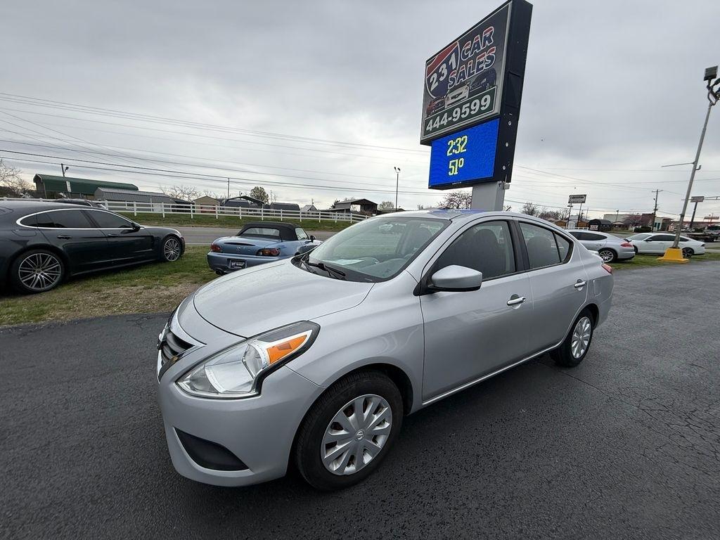 Nissan Versa 1.6 SV Sedan 2017