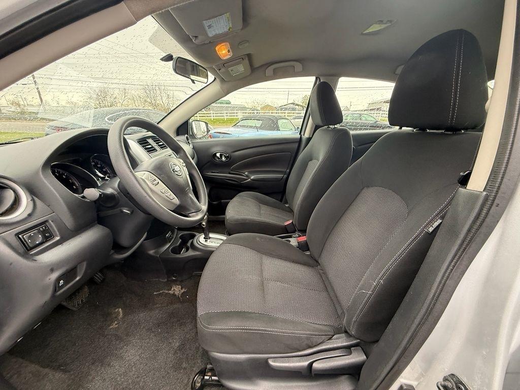 Nissan Versa 1.6 SV Sedan 2017