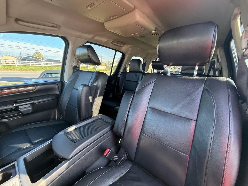 Nissan Armada SL 2WD 2014