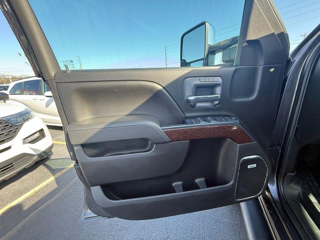 GMC Sierra 2500HD SLT Crew Cab 4WD 2016