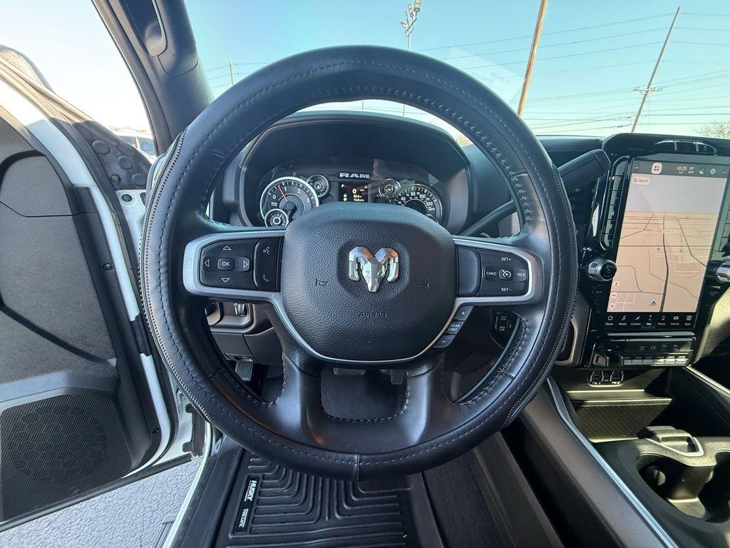 RAM 2500 Big Horn Crew Cab 4WD 2023