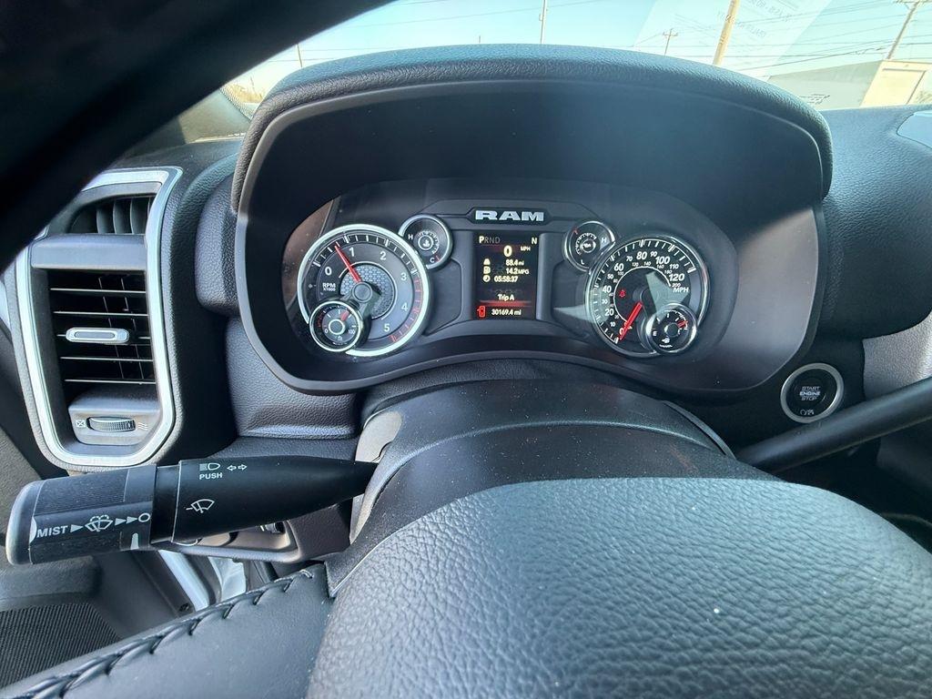 RAM 2500 Big Horn Crew Cab 4WD 2023