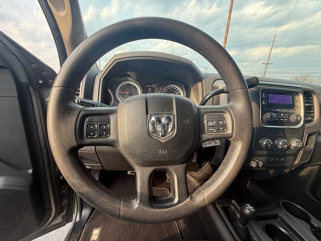 RAM 3500 ST Crew Cab SWB 4WD 2013