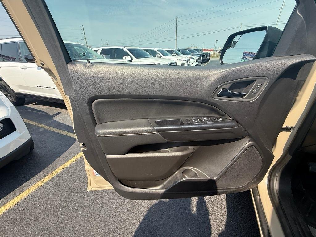 GMC Canyon AT4 Crew Cab w/Cloth 4WD 2021