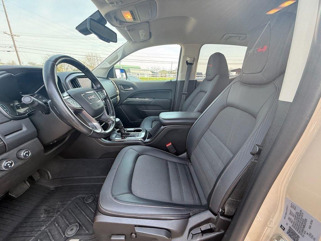 GMC Canyon AT4 Crew Cab w/Cloth 4WD 2021